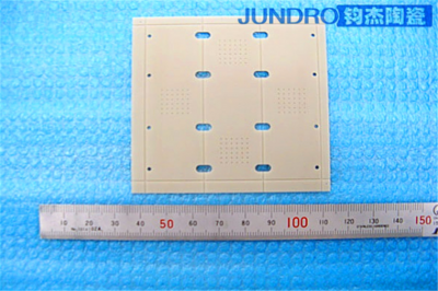 AlN陶瓷散熱片的特性和性能參數