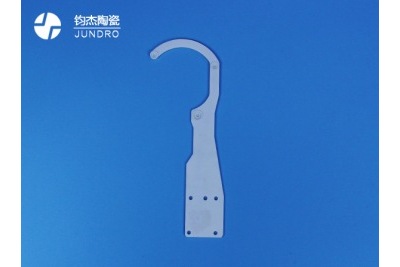 氧化鋁陶瓷手臂在半導體工藝中的優勢