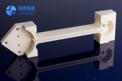 半導體行業：氧化鋁陶瓷發展的又一個里程碑！